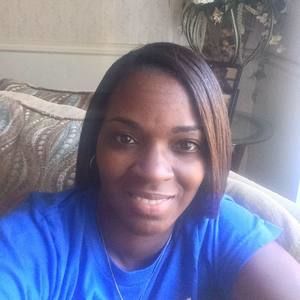 Meet your Posher, Dionne